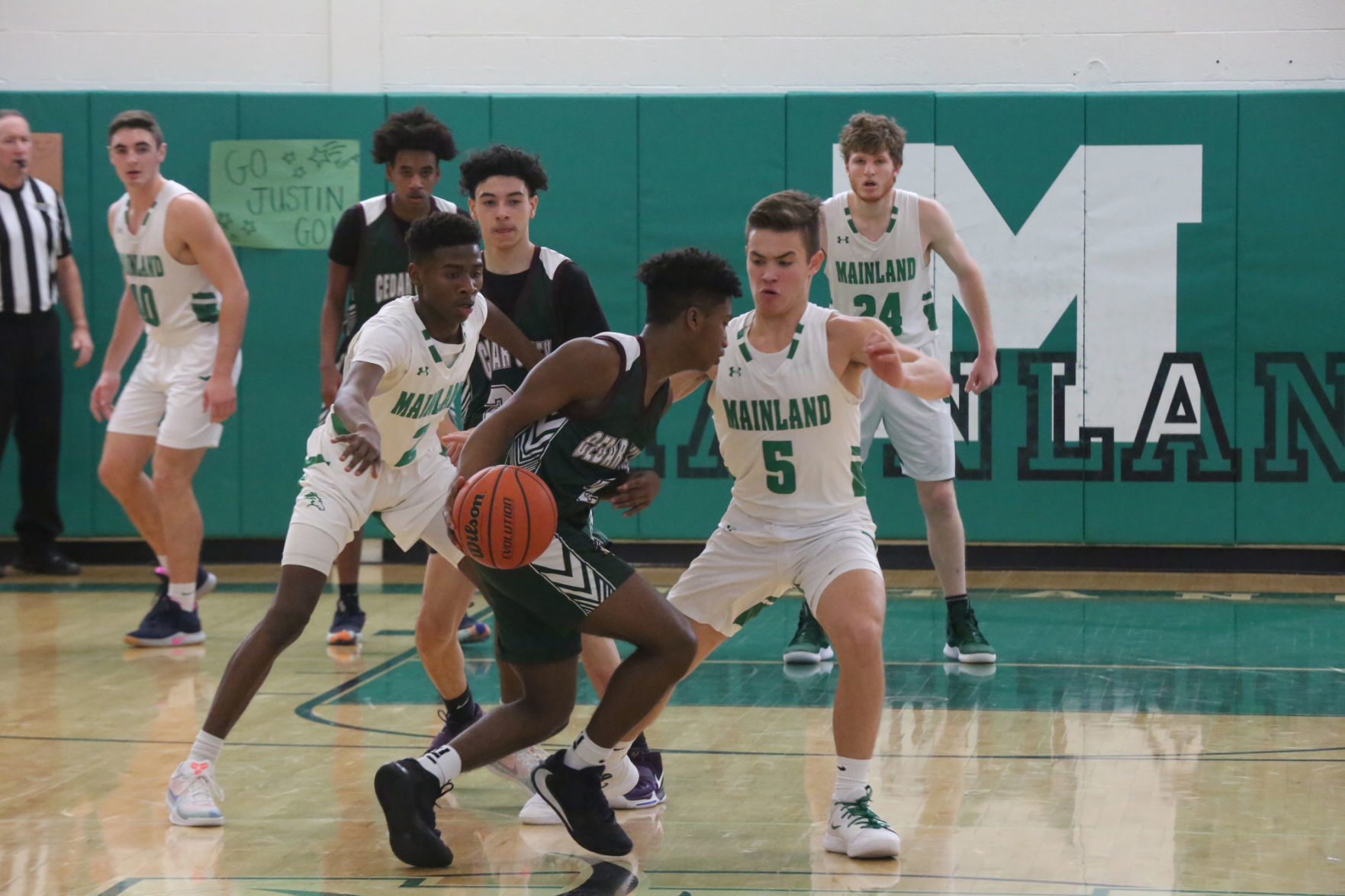 Mainland Cedar Creek boys basketball